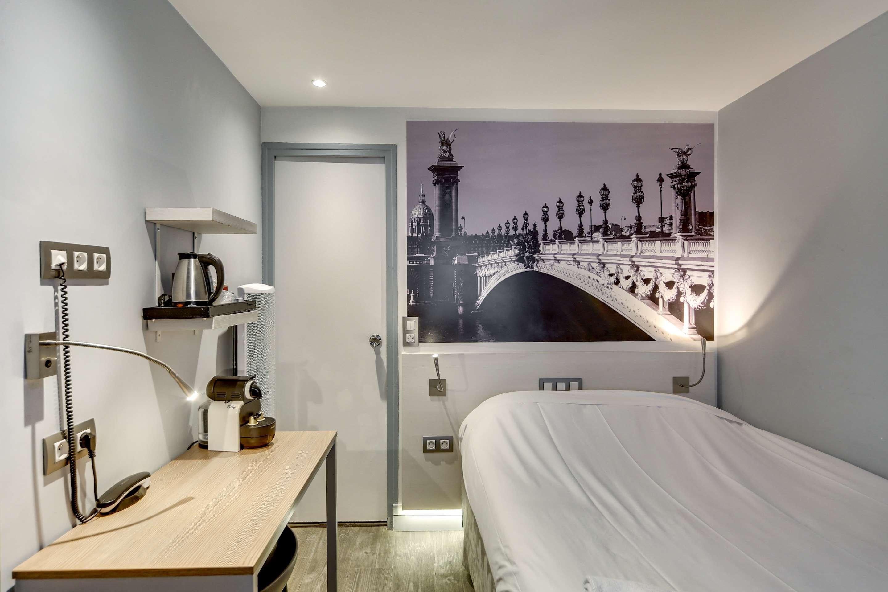 Kyriad Paris 12 - Nation Εξωτερικό φωτογραφία